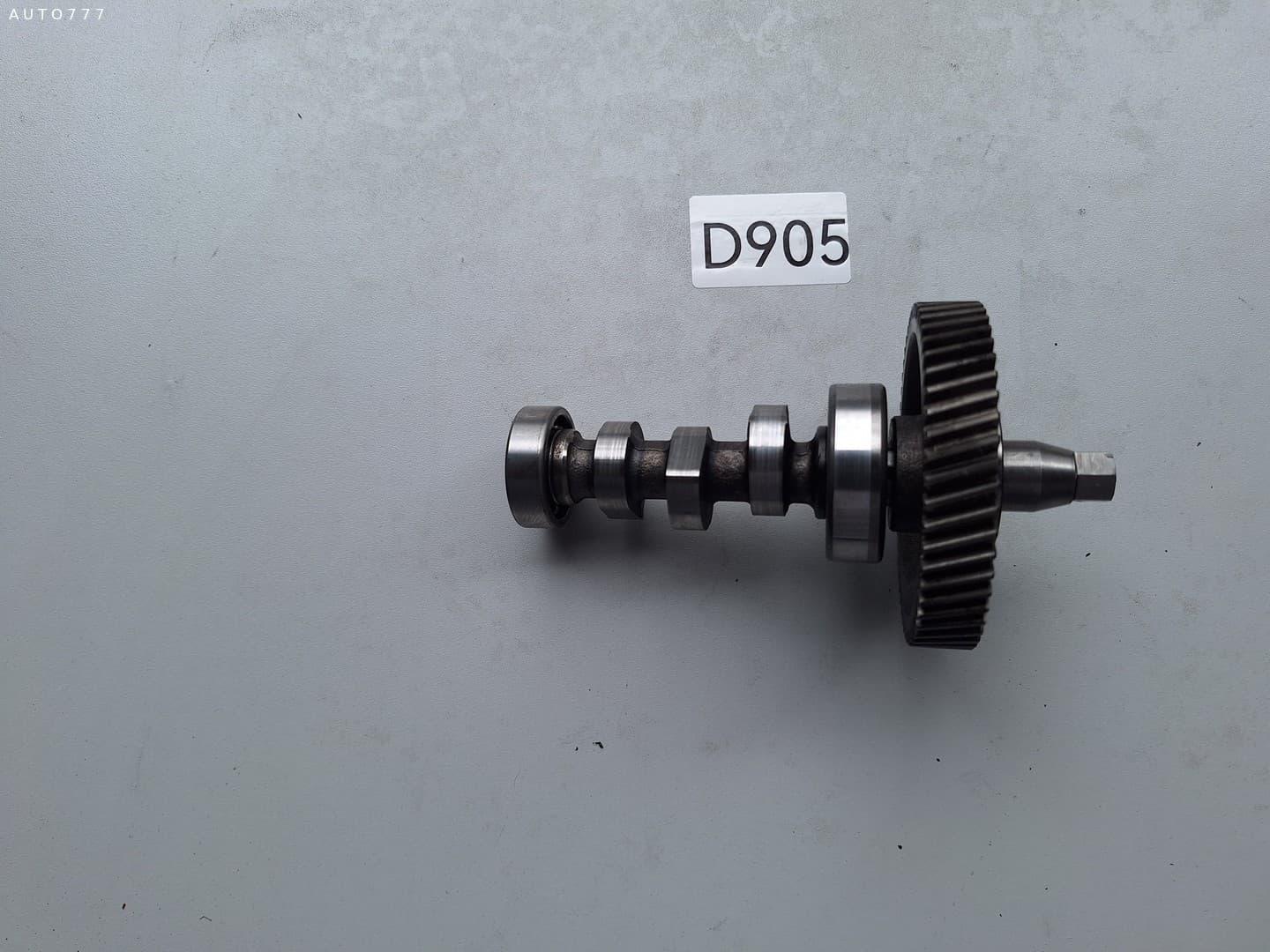 Kubota Fuel camshaft D905