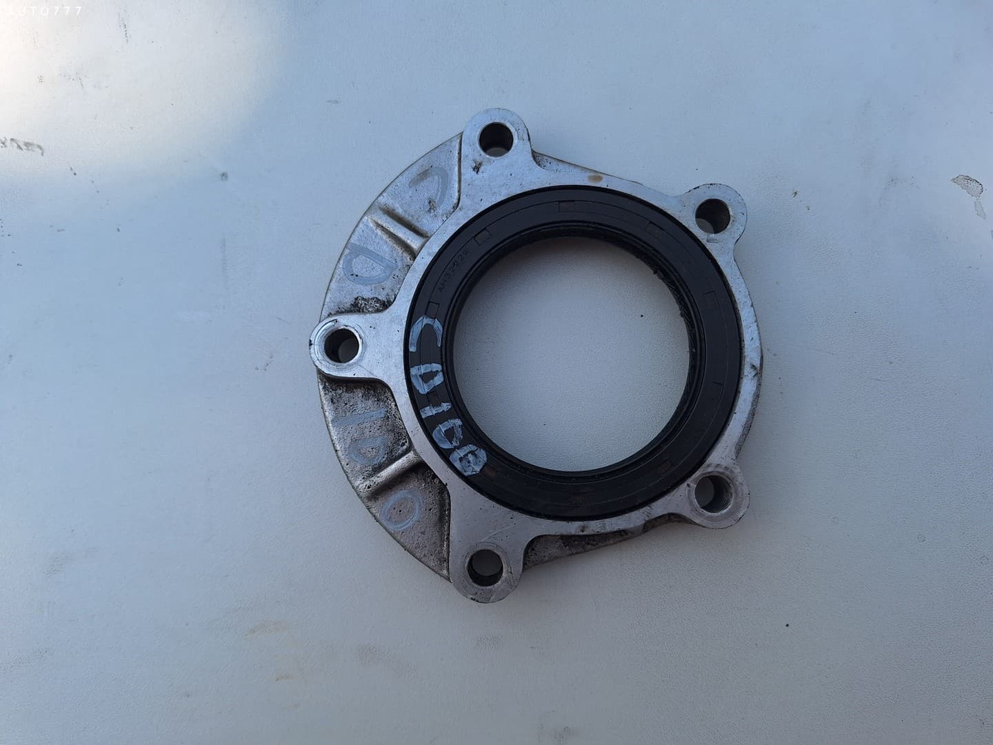Hinomoto Crankshaft oil seal housing CD100