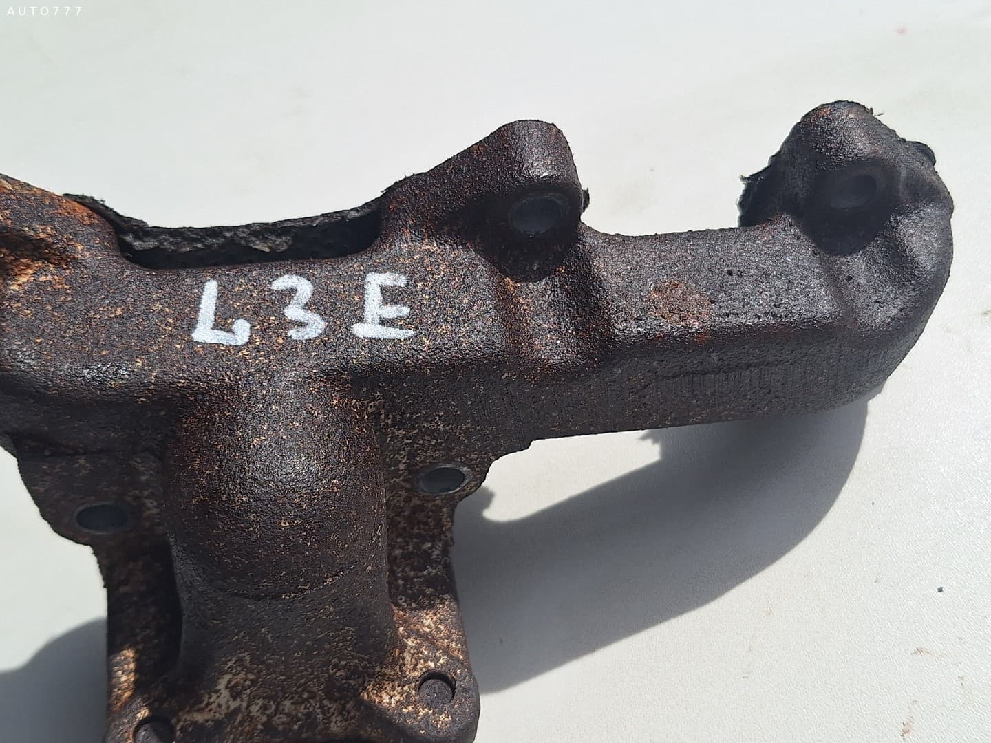 Mitsubishi Випускний колектор L3E