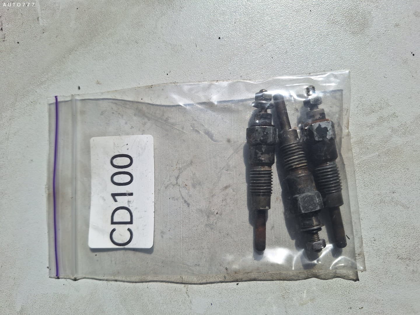 Hinomoto Свічка розжарювання CD100