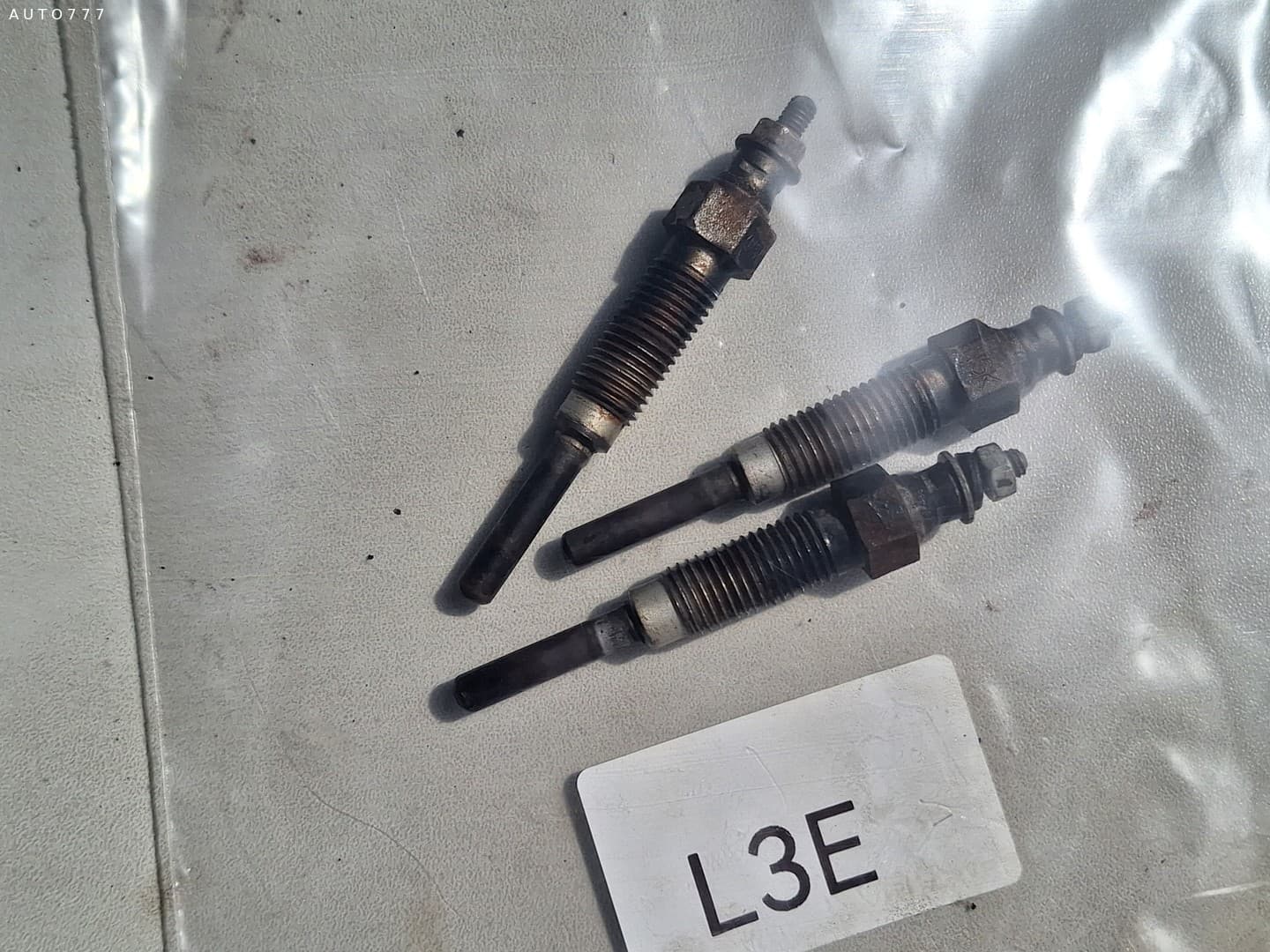 Mitsubishi Свічка розжарення L3E