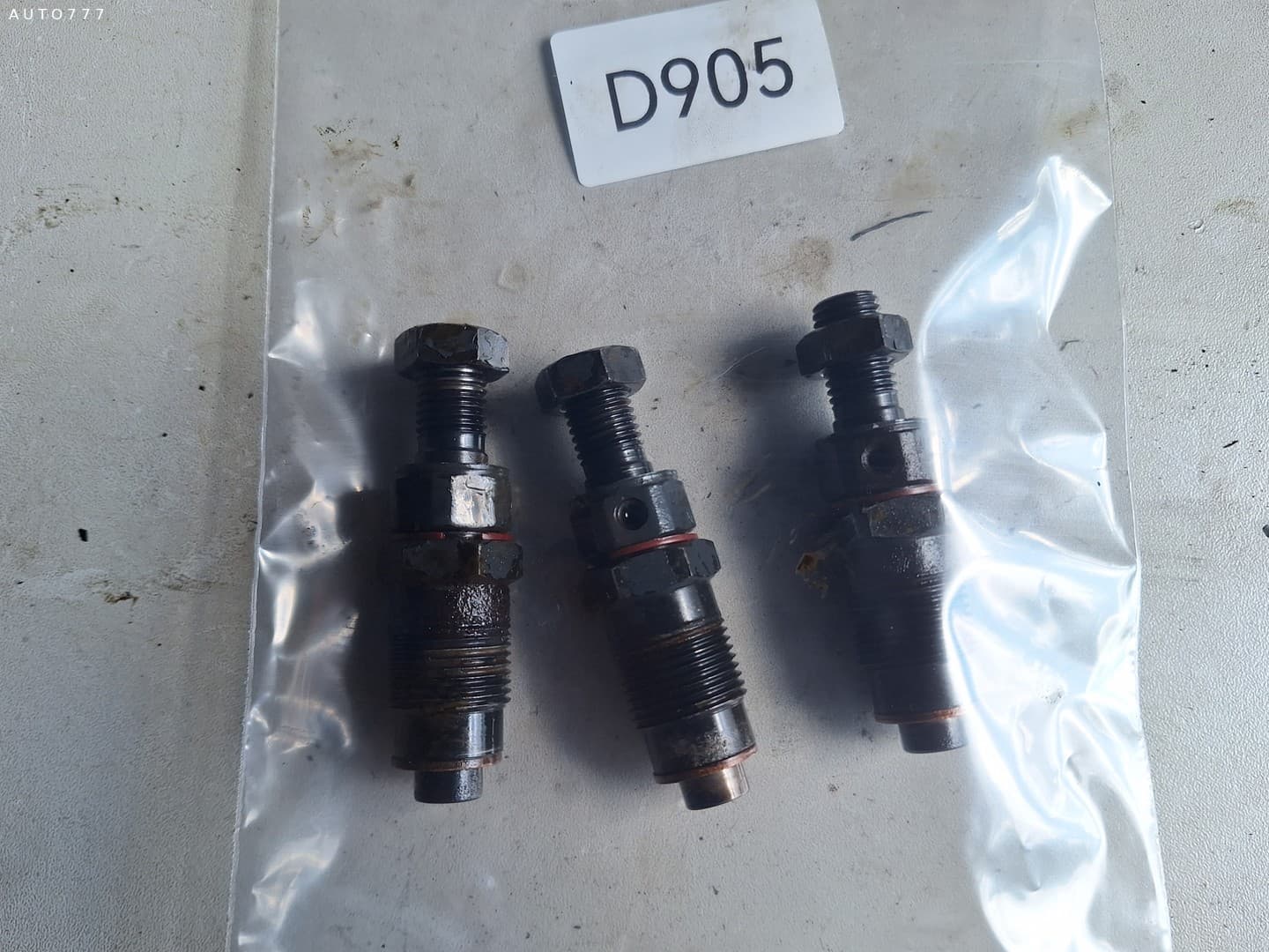 Kubota Injector D905