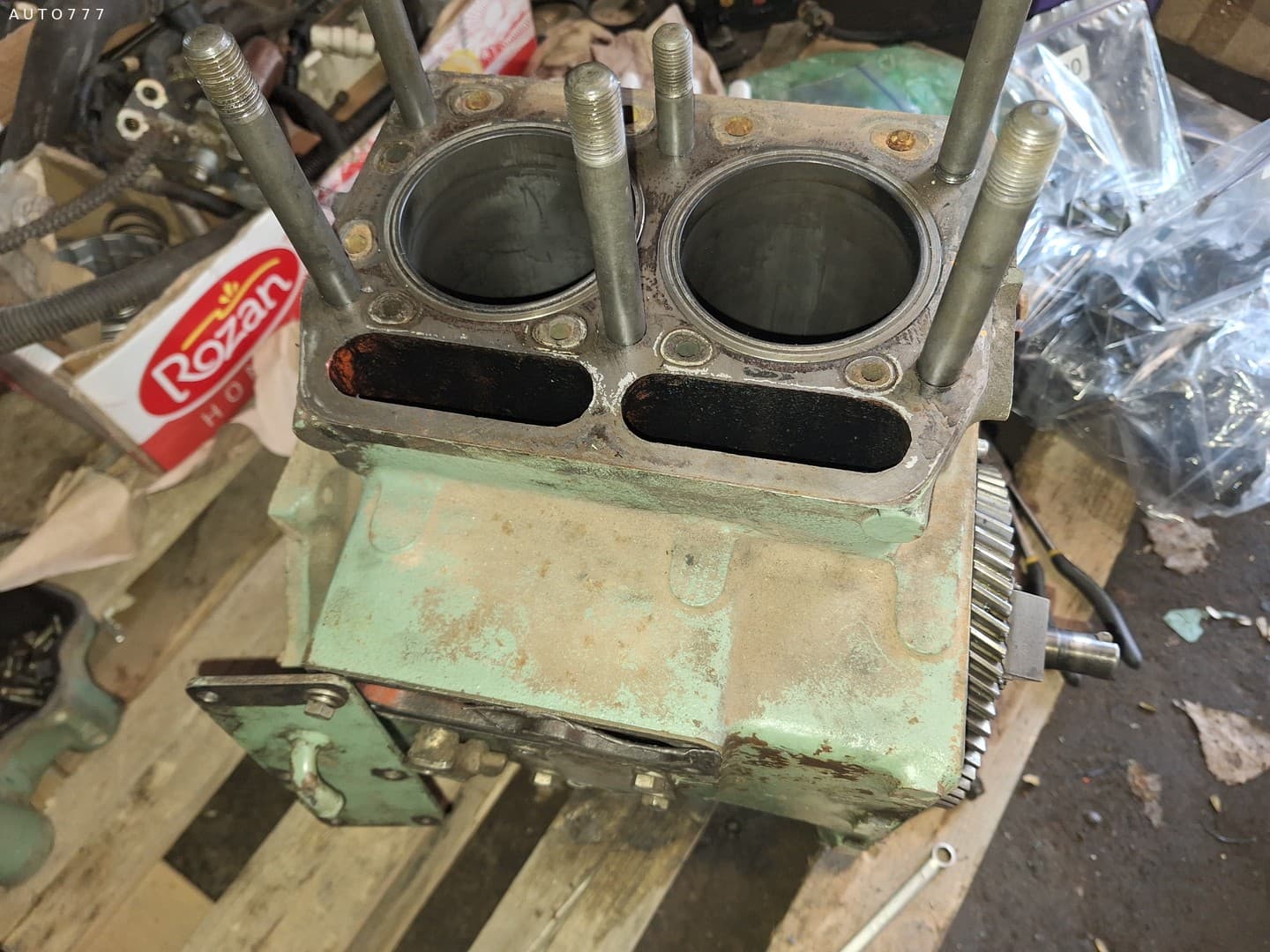 Yanmar Cylinder Block 2T90 