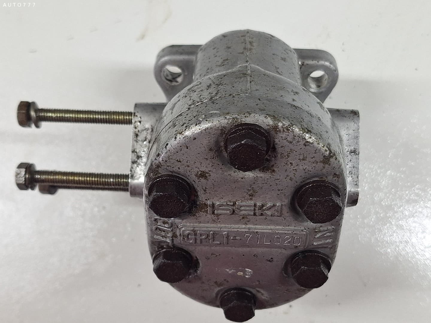 Iseki GPL1-71L020 hydraulic pump