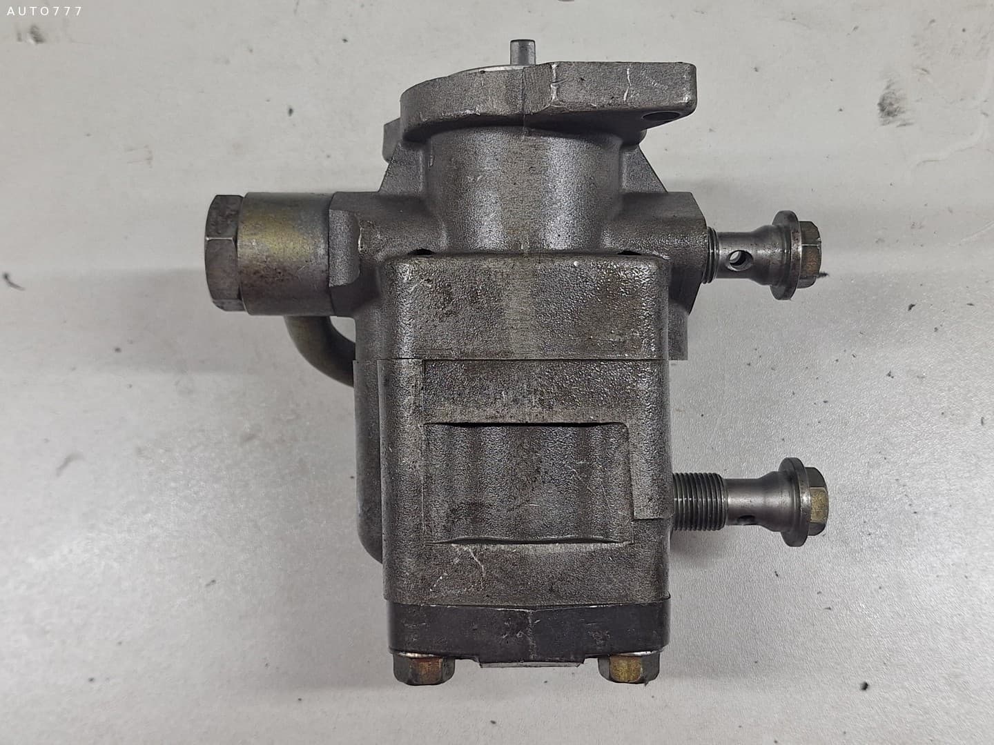 Kubota Dual hydraulic pump