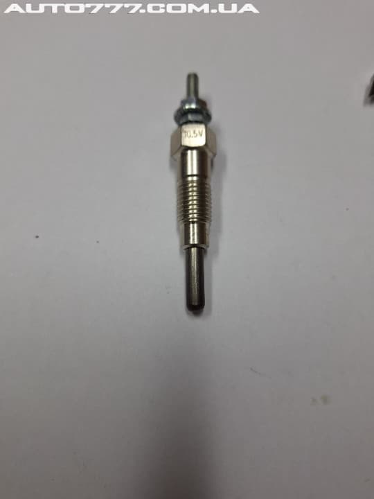 Kubota Свеча накала