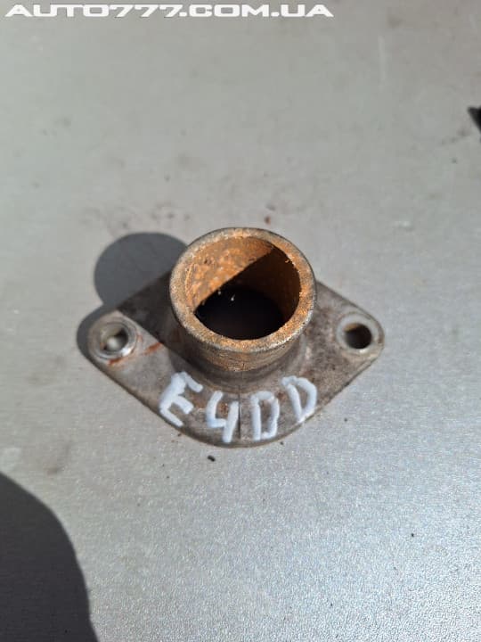 Iseki Фланець термостата E4DD