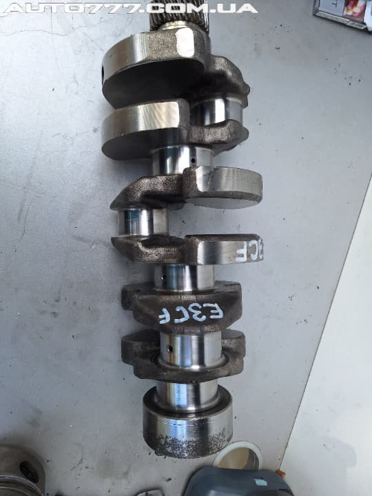Iseki Crankshaft E3CF