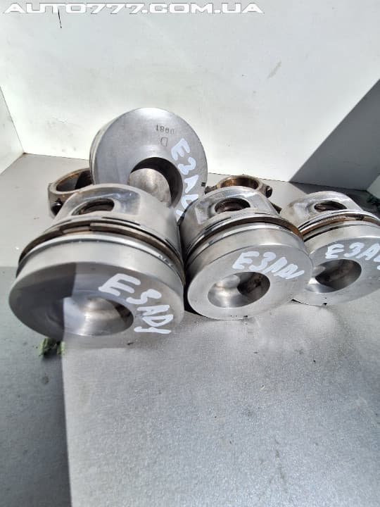 Iseki Used  Pistons E3AD1