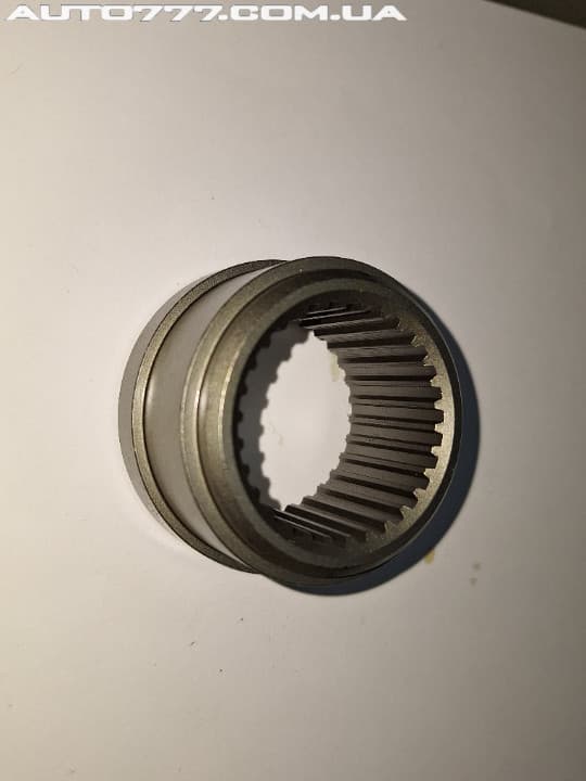 Kubota Муфта соединительная шлицевая