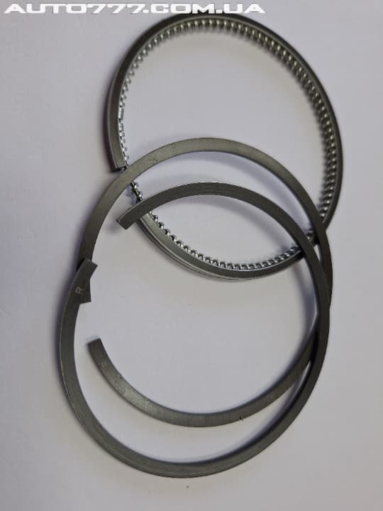 Kubota Поршневі кільця 68mm 2x1.5x4