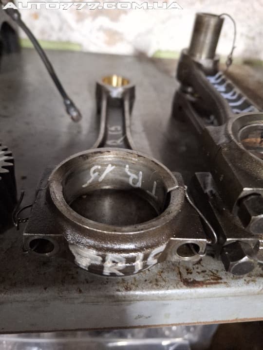 Yanmar Connecting rod Original 2TR15