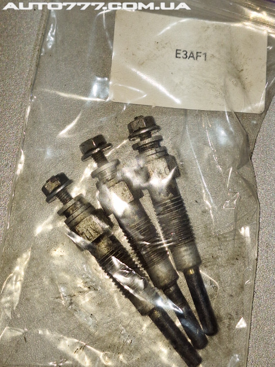 Iseki  Свечи накала E3AF1 Iseki  Свечи накала E3AF1