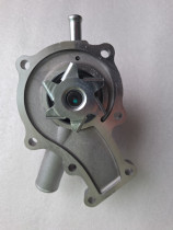 Kubota  Помпа D722