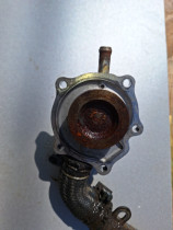 Kubota  Помпа D722